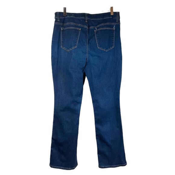 Chico’s Women’s Jeans Barely Boot Platinum High Rise Dark Wash Size 2 Short 12S - Picture 2 of 7